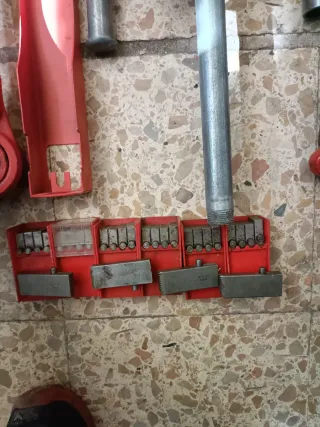 Terraja SUPER-EGO 2"+Mordaza+6 Juegos peines 24und