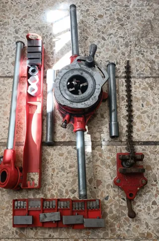 Terraja SUPER-EGO 2"+Mordaza+6 Juegos peines 24und