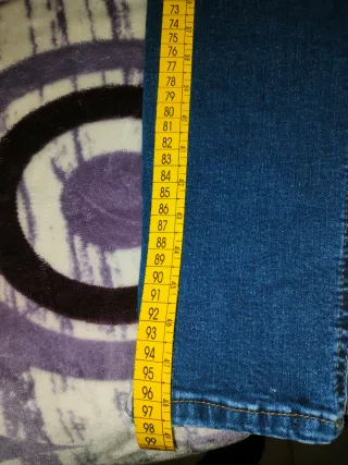 Pantalón pitillo tiro medio INSIDE mujer Talla M