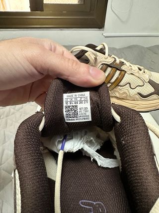 Adidas x Bad Bunny Response CL Beige/Marrón