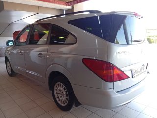SsangYong Rodius 2013