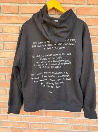 Sudadera Supreme Negra