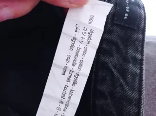 Shorts vaqueros negros desgastados