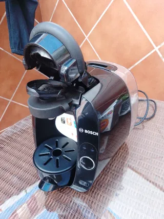 Cafetera Bosch Tassimo y cápsulas Marcilla