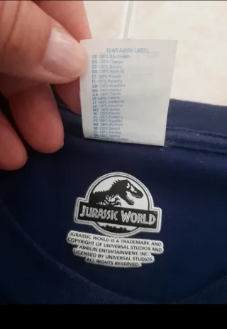 2 Camisetas Jurassic World T-Rex y Logo