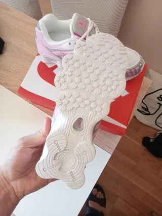 Zapatillas Nike Shox Mujer Rosa y Blanco