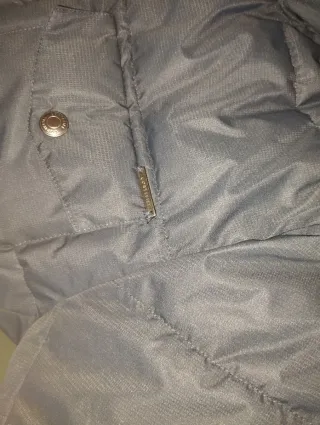 Cazadora Cortefiel azul oscuro.