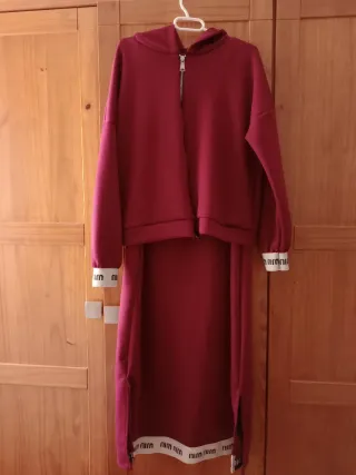 Vestido largo de tirantes con chaqueta a juego