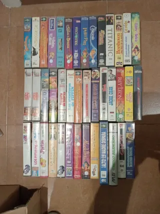 38 Películas VHS Variadas