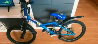 Bicicleta infantil azul Btwin