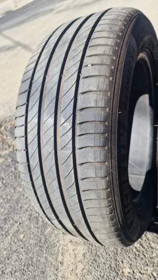 Neumáticos 225/55/16