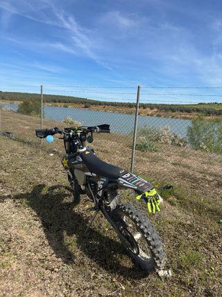 Husqvarna TE 250i 2021 Enduro