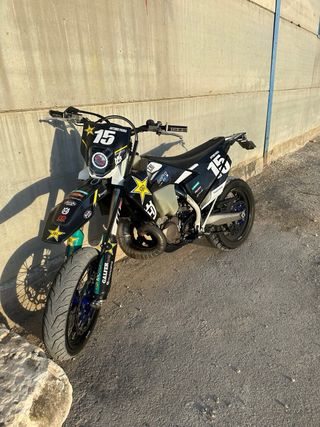 Husqvarna TE 250i 2021 Enduro