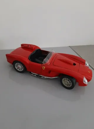 Ferrari Testarossa in Metallo da Collezione