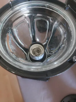 SIN ESTRENAR. Lámpara de exterior..SOBREMURO.metal