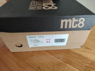 Zapatillas trekking MT8 Talla 42