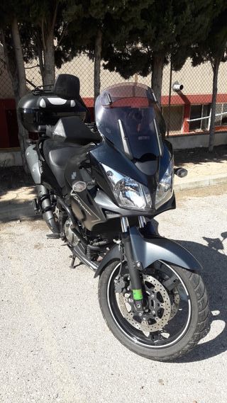 Suzuki V-Strom 650 DL Negra