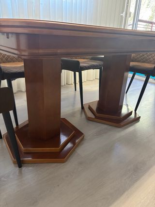 Mesa de comedor extensible de madera maciza