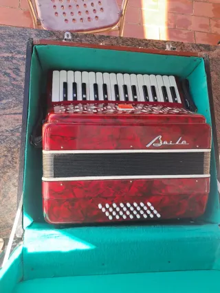 Acordeón Baile Rojo perlado