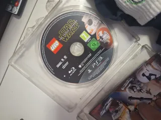 PlayStation 3 con 5 juegos