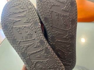 Ciabatte Ipanema nere con lacci incrociati da donna