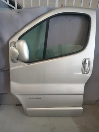 Puerta conductor Trafic Vivaro Primastar