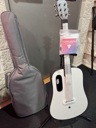 Guitarra electro- acústica LAVA ME play
