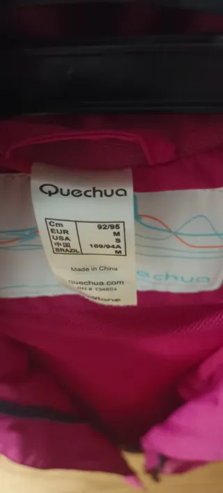 Chaqueta cortavientos Quechua rosa