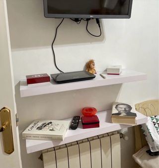 Estantería / balda / estante flotante blanca