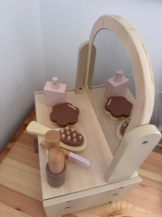 Tocador de madera infantil