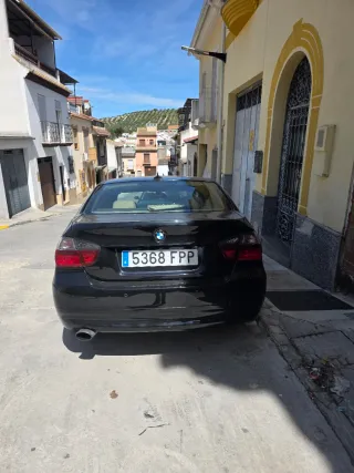 BMW Serie 3 2007 cambio por moto