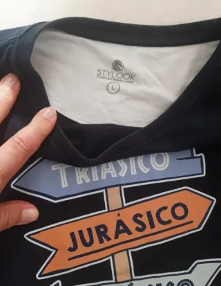 Camisetas de Dinos (Negra y Marrón)