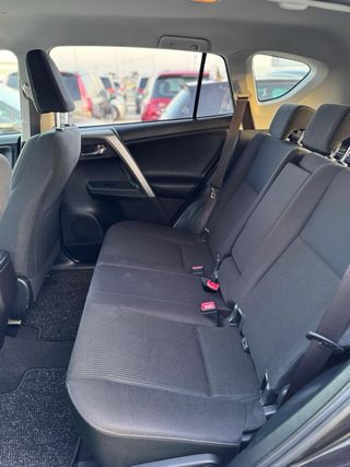 Toyota RAV4 2015 4*4 AWD