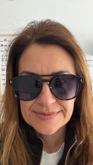 Gafas de sol Hawkers negras y marrones