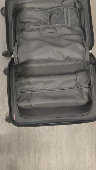 Maleta de cabina blanca