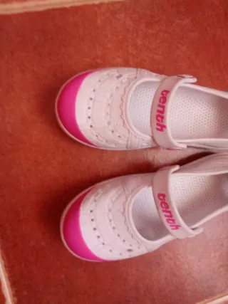 Zapatillas agua Bench blancas y rosas talla 31