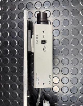 Cámara Sony con Carcasa