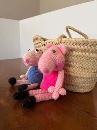 Pareja muñecos crochet Peppa Pig amigurimi