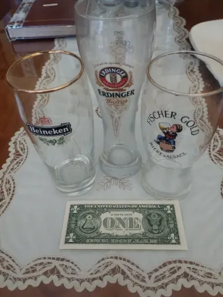 Set di bicchieri per birra Heineken, Erdinger, Fischer