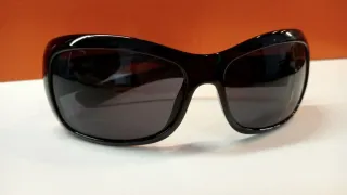 Gafas de sol negras mujer