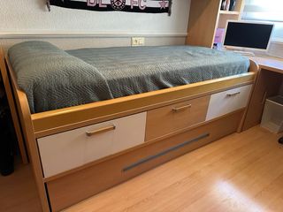 Cama nido con escritorio y altillo