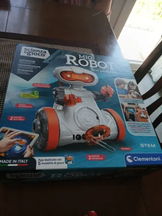 Robot Clementoni