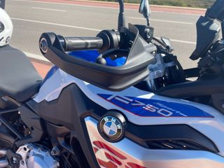 BMW F 750 GS Tricolor Azul y Blanca