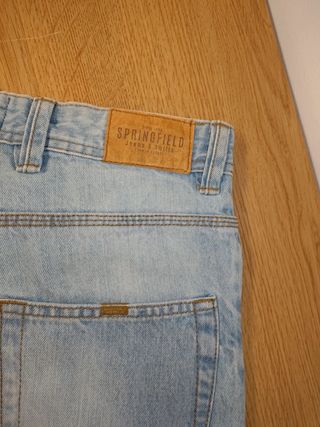 Bermuda Tejana marca Springfield, talla W28