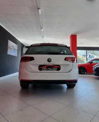 Volkswagen Passat 2021