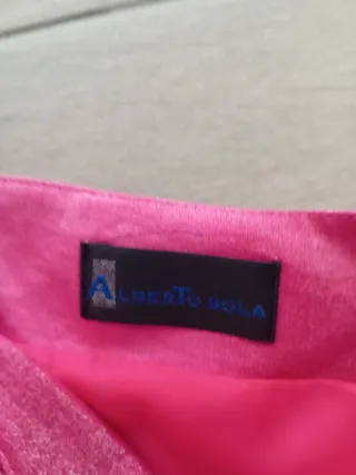 Vestido rosa degradado con volantes