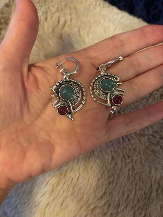 Orecchini asimmetrici argentati