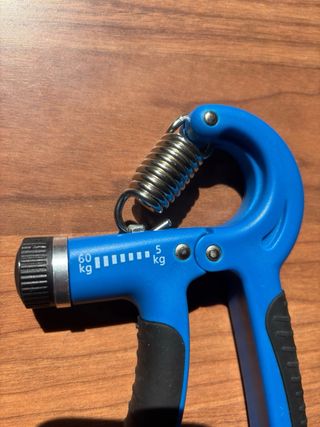 Ejercitador de manos azul ajustable