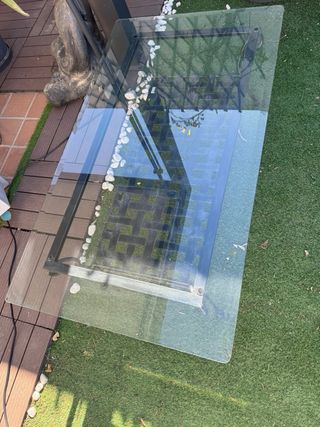 Mesa de forja y cristal Para interior o exterior