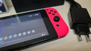 Nintendo Switch piu  FIFA 18 Bundle